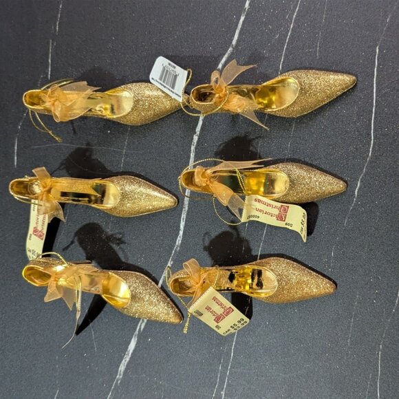 Christmas Gold tone Glitter Pump shoe Ornaments - Pack Of 6 High Heel Décor - Picture 3 of 9